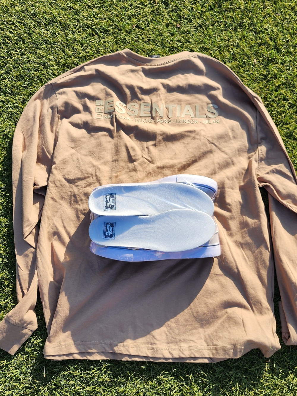 BUNDLE ALERT-Essentials Long Sleeve With Nike SB Zoom Janoski OG+